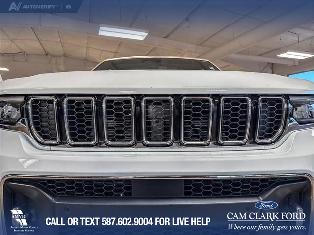 2023 Jeep Grand Cherokee Overland (Stk: P14857) in Airdrie - Image 9 of 25