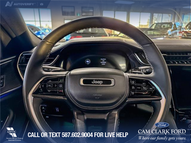 2023 Jeep Grand Cherokee Overland (Stk: P14857) in Airdrie - Image 14 of 25