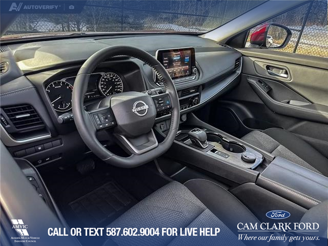 2025 Nissan Rogue SV Moonroof (Stk: P1601) in Canmore - Image 13 of 26