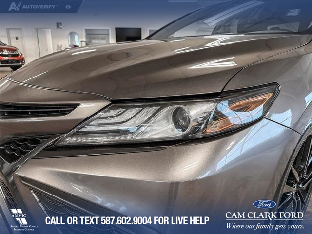 2022 Toyota Camry Hybrid XSE (Stk: P14893) in Airdrie - Image 8 of 25