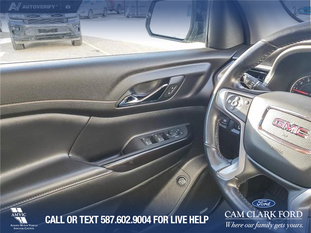 2021 GMC Acadia AT4 (Stk: U37971) in Red Deer - Image 17 of 25