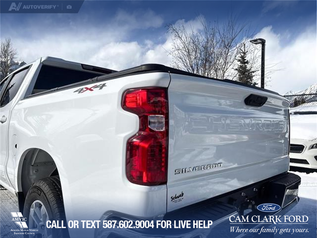 2025 Chevrolet Silverado 1500 LT (Stk: P1624) in Canmore - Image 11 of 26