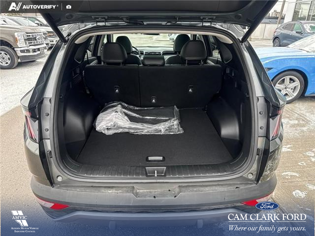 2023 Hyundai Tucson Hybrid Ultimate (Stk: P6983) in Olds - Image 12 of 25