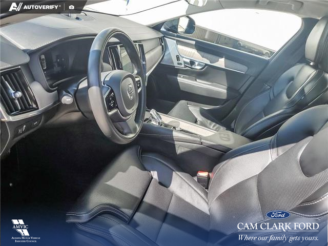 2022 Volvo S90 B6 Inscription (Stk: U37987) in Red Deer - Image 12 of 24