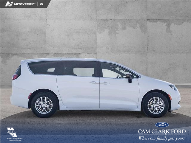 2025 Chrysler Grand Caravan SXT (Stk: P1194) in Innisfail - Image 6 of 23