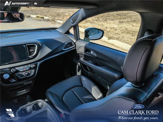 2025 Chrysler Grand Caravan SXT (Stk: P1194) in Innisfail - Image 17 of 23