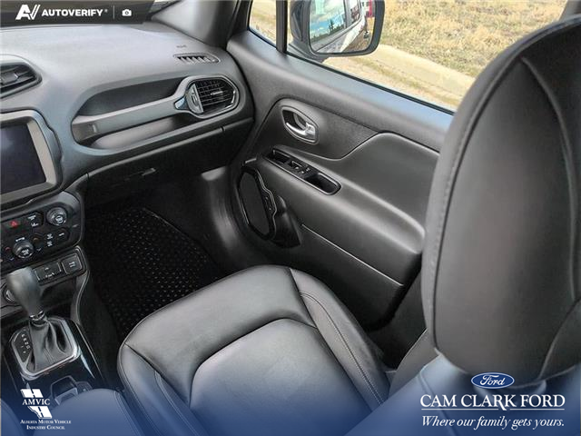 2022 Jeep Renegade North (Stk: P1207) in Innisfail - Image 15 of 20