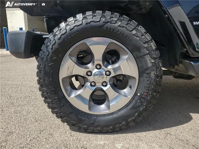 2018 Jeep Wrangler JK Unlimited Sahara (Stk: U38059) in Red Deer - Image 6 of 25