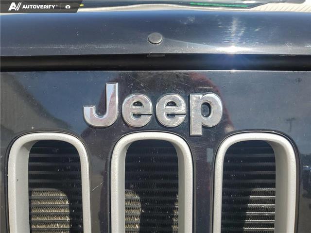 2018 Jeep Wrangler JK Unlimited Sahara (Stk: U38059) in Red Deer - Image 9 of 25