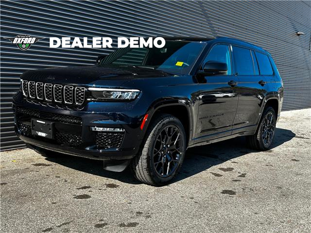 2025 Jeep Grand Cherokee L Summit (Stk: 25037D) in London - Image 1 of 38