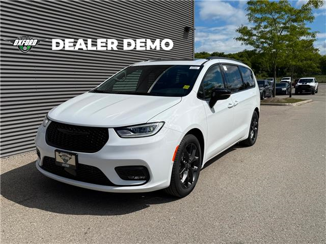 2026 Chrysler Pacifica Limited (Stk: 26001D) in London - Image 1 of 20 2026 Chrysler Pacifica Limited (Stk: 26001D) in London - Image 1 of 20