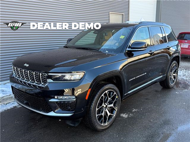 2025 Jeep Grand Cherokee Summit (Stk: 25567D) in London - Image 1 of 34