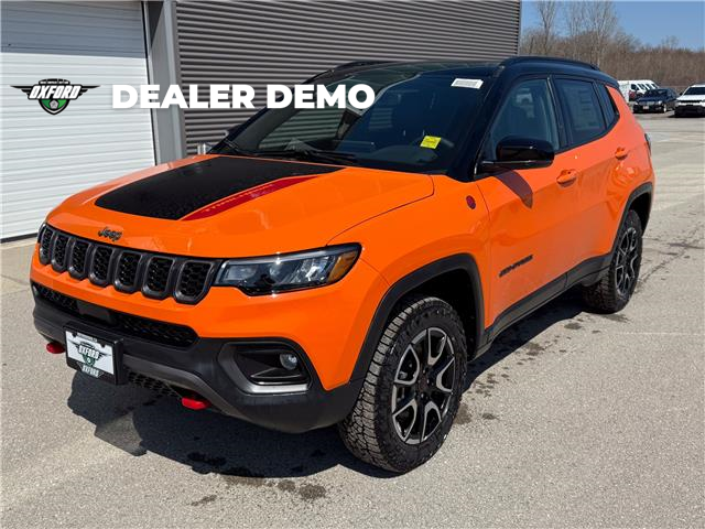 2026 Jeep Compass Trailhawk (Stk: 26060D) in London - Image 1 of 27