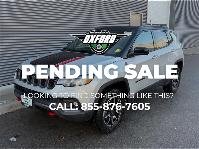 2026 Jeep Compass Trailhawk (Stk: 26113) in London - Image 1 of 24