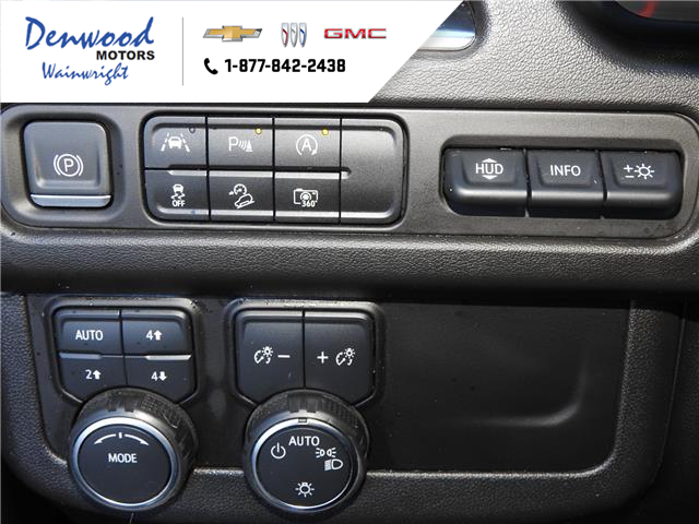 2023 Chevrolet Suburban Premier (Stk: 41412) in Wainwright - Image 9 of 35