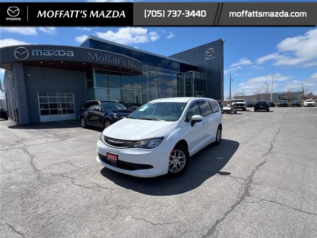 2023 Chrysler Grand Caravan SXT (Stk: 31451) in Barrie - Image 1 of 40