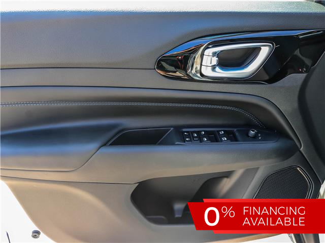 2025 Jeep Compass Altitude (Stk: 15-25327) in London - Image 12 of 26