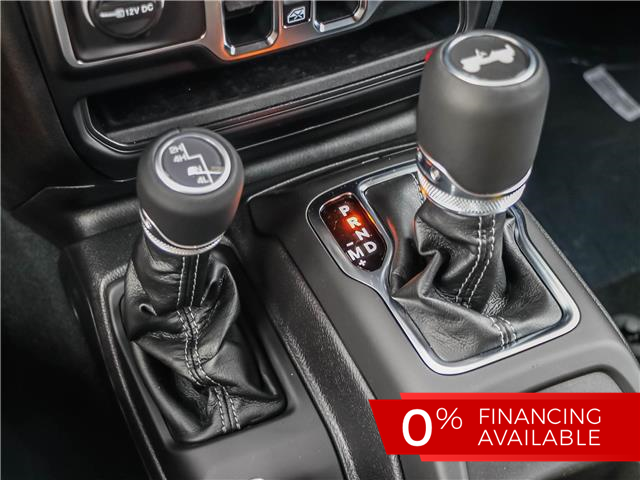 2025 Jeep Wrangler Sahara (Stk: 15-25268) in London - Image 12 of 27