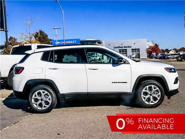 2026 Jeep Compass North (Stk: 15-26081) in London - Image 23 of 28