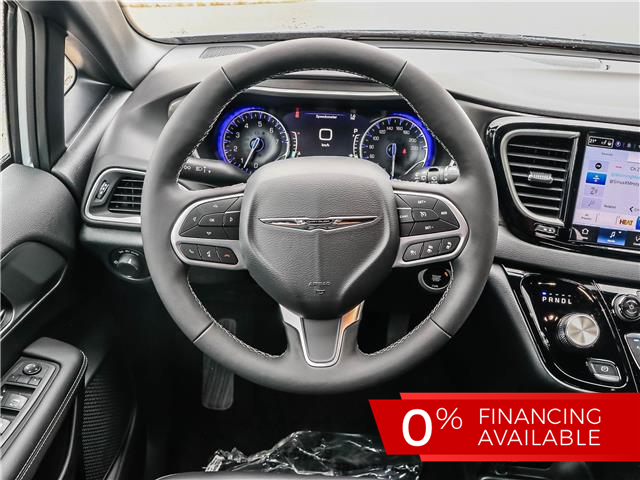 2026 Chrysler Pacifica Select (Stk: 15-26013) in London - Image 3 of 31