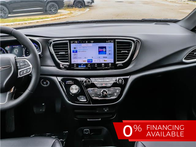 2026 Chrysler Pacifica Select (Stk: 15-26013) in London - Image 7 of 31
