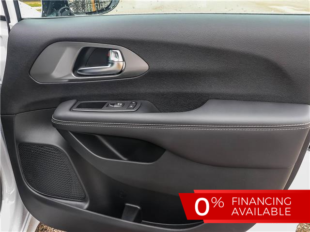 2026 Chrysler Pacifica Select (Stk: 15-26013) in London - Image 27 of 31