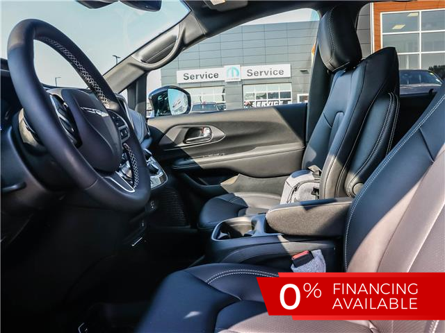 2026 Chrysler Pacifica Select (Stk: 15-26007) in London - Image 14 of 32