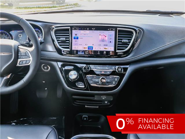 2026 Chrysler Pacifica Limited (Stk: 15-26072) in London - Image 7 of 32