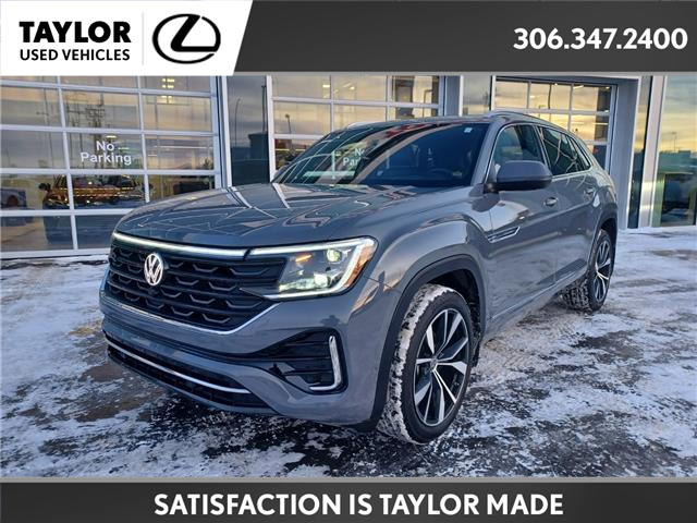 2024 Volkswagen Atlas Cross Sport 2.0 TSI Execline (Stk: 2690111) in Regina - Image 1 of 25