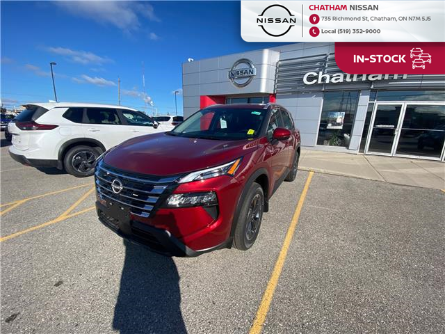 2025 Nissan Rogue SV Moonroof (Stk: S0238) in Chatham - Image 1 of 19