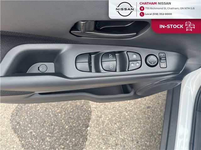 2025 Nissan Kicks Play S (Stk: S0302) in Chatham - Image 12 of 26