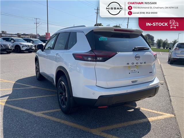 2026 Nissan Rogue SV Moonroof (Stk: T001) in Chatham - Image 3 of 29