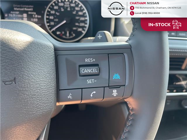 2026 Nissan Rogue SV Moonroof (Stk: T001) in Chatham - Image 16 of 29