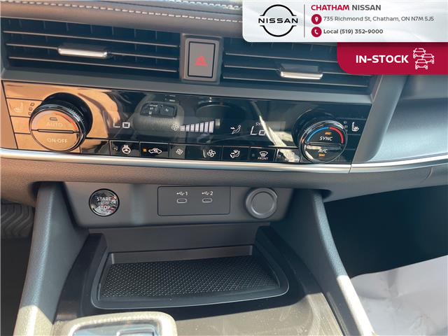 2026 Nissan Rogue SV Moonroof (Stk: T001) in Chatham - Image 21 of 29