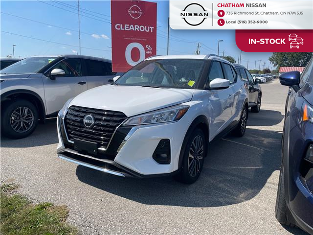 2025 Nissan Kicks Play SV (Stk: S357) in Chatham - Image 1 of 25