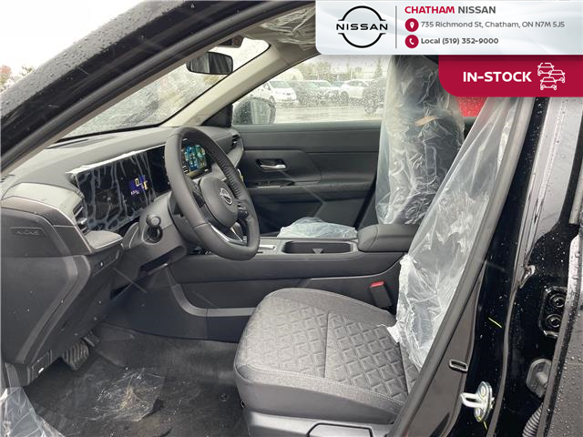 2026 Nissan Kicks SV (Stk: T010) in Chatham - Image 11 of 28