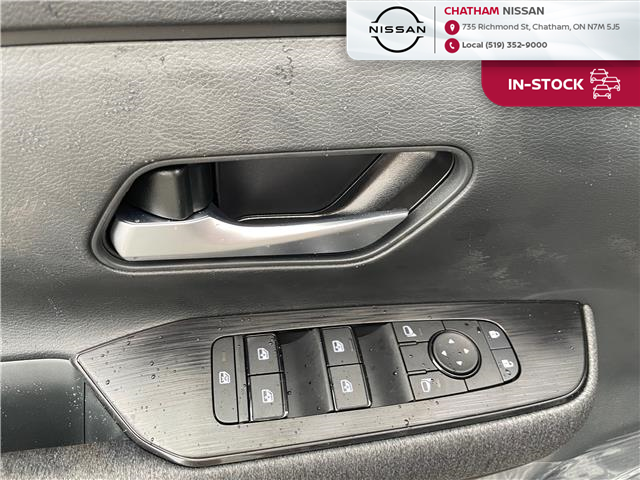 2026 Nissan Kicks SV (Stk: T010) in Chatham - Image 12 of 28