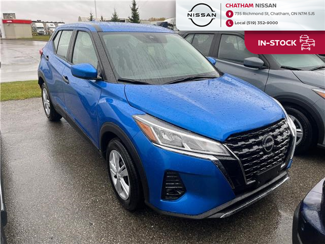 2025 Nissan Kicks Play S (Stk: S372) in Chatham - Image 1 of 17