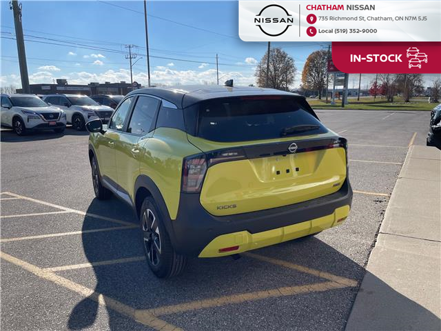 2026 Nissan Kicks SV (Stk: T028) in Chatham - Image 3 of 27