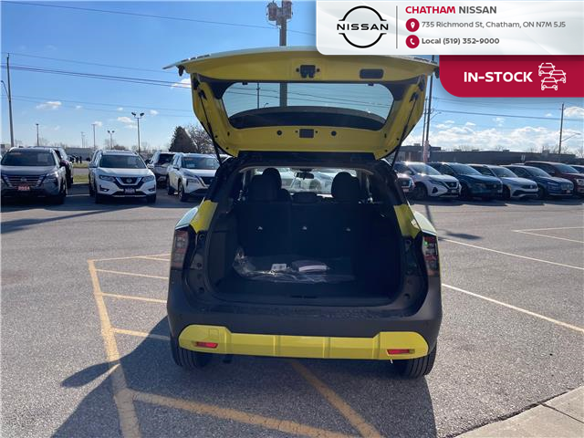2026 Nissan Kicks SV (Stk: T028) in Chatham - Image 5 of 27