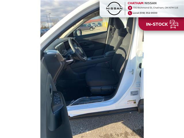 2026 Nissan Kicks S (Stk: T041) in Chatham - Image 10 of 20