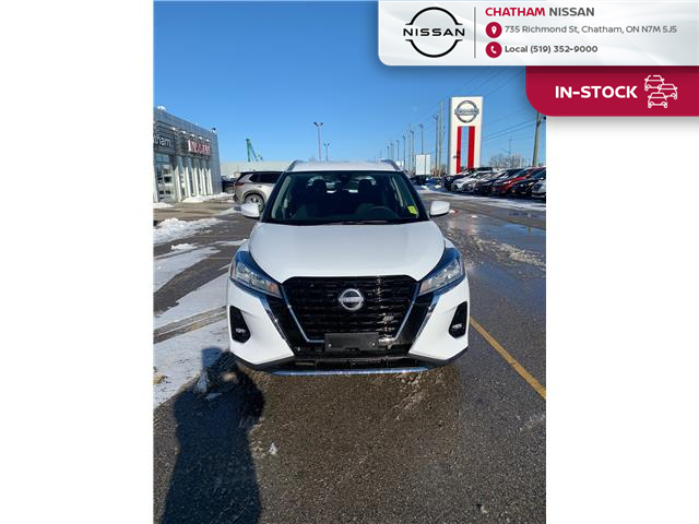 2025 Nissan Kicks Play SV (Stk: S394) in Chatham - Image 1 of 19