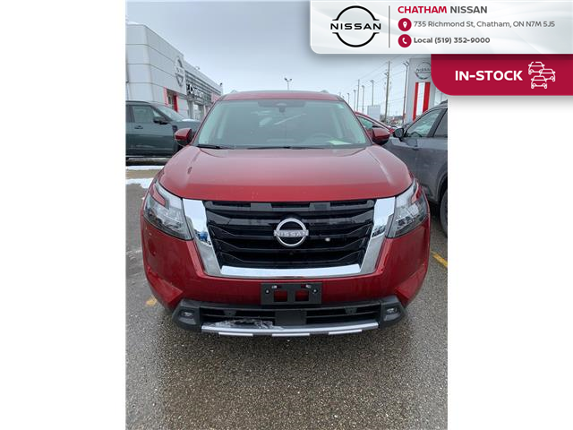 2025 Nissan Pathfinder Platinum (Stk: 1N1048A) in Chatham - Image 1 of 21