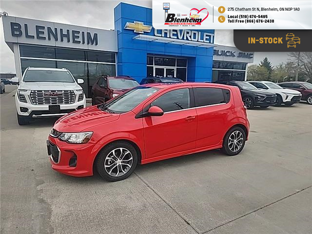 2017 Chevrolet Sonic LT Auto (Stk: 4B063B) in Blenheim - Image 1 of 14