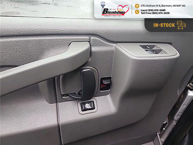 2019 Chevrolet Express 2500 LS (Stk: 5B077A) in Blenheim - Image 16 of 19