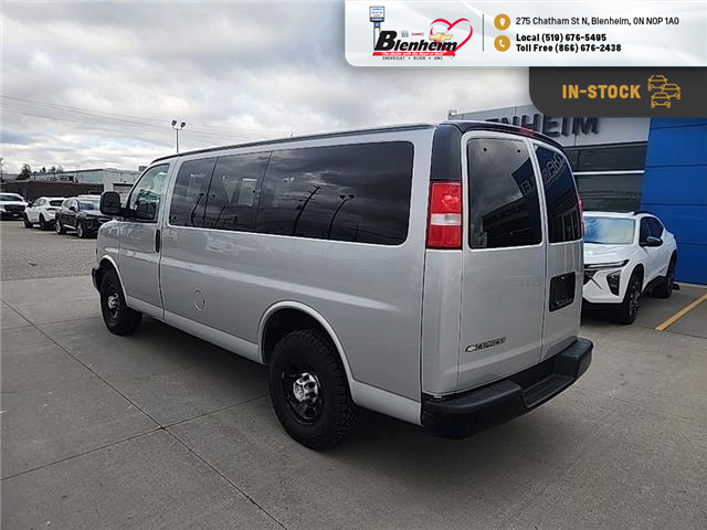 2019 Chevrolet Express 2500 LS (Stk: 5B076A) in Blenheim - Image 5 of 18