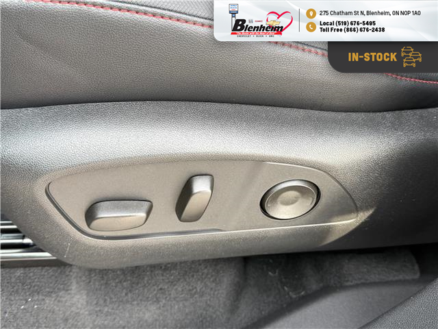 2026 Chevrolet Traverse Z71 (Stk: T112) in Blenheim - Image 13 of 39