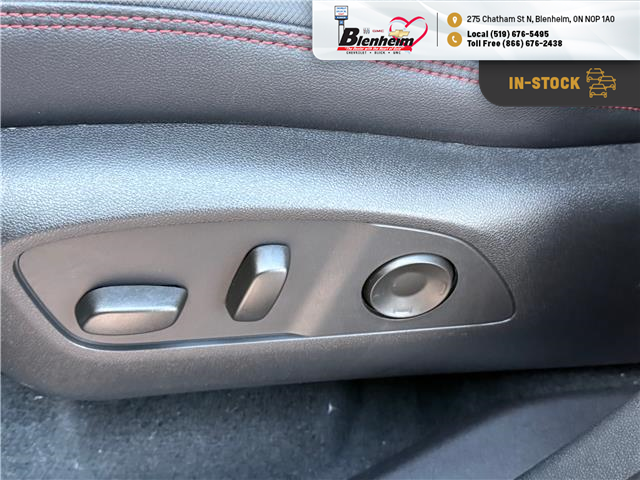 2026 Chevrolet Traverse RS (Stk: T105) in Blenheim - Image 14 of 42