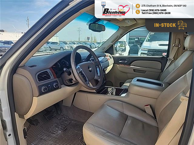 2012 Chevrolet Tahoe LTZ (Stk: T201A) in Blenheim - Image 11 of 22 2012 Chevrolet Tahoe LTZ (Stk: T201A) in Blenheim - Image 11 of 22