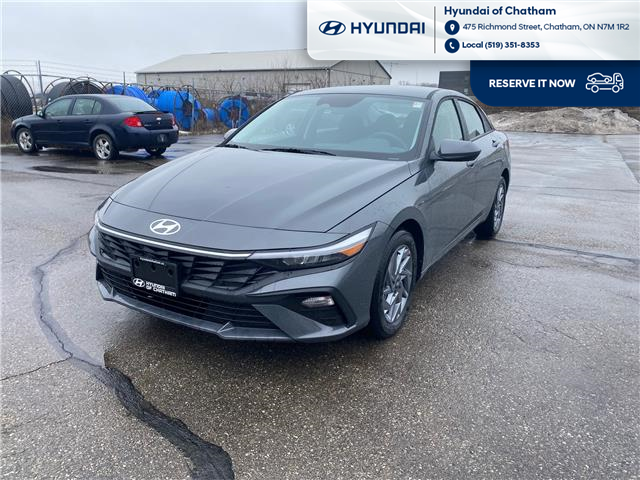2025 Hyundai Elantra Preferred (Stk: S155) in Chatham - Image 1 of 17